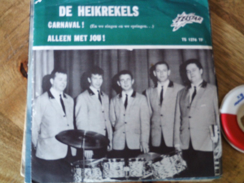De Heikrekels - Carnaval! / Alleen Met Jou!   20s, 7 inch, Ophalen of Verzenden, Zo goed als nieuw, Beschermende buitenhoes