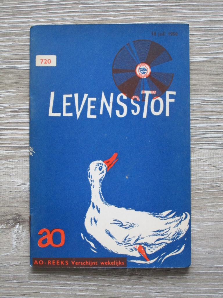 AO 720 Levensstof, Boeken, Ophalen of Verzenden, Gelezen, Europa