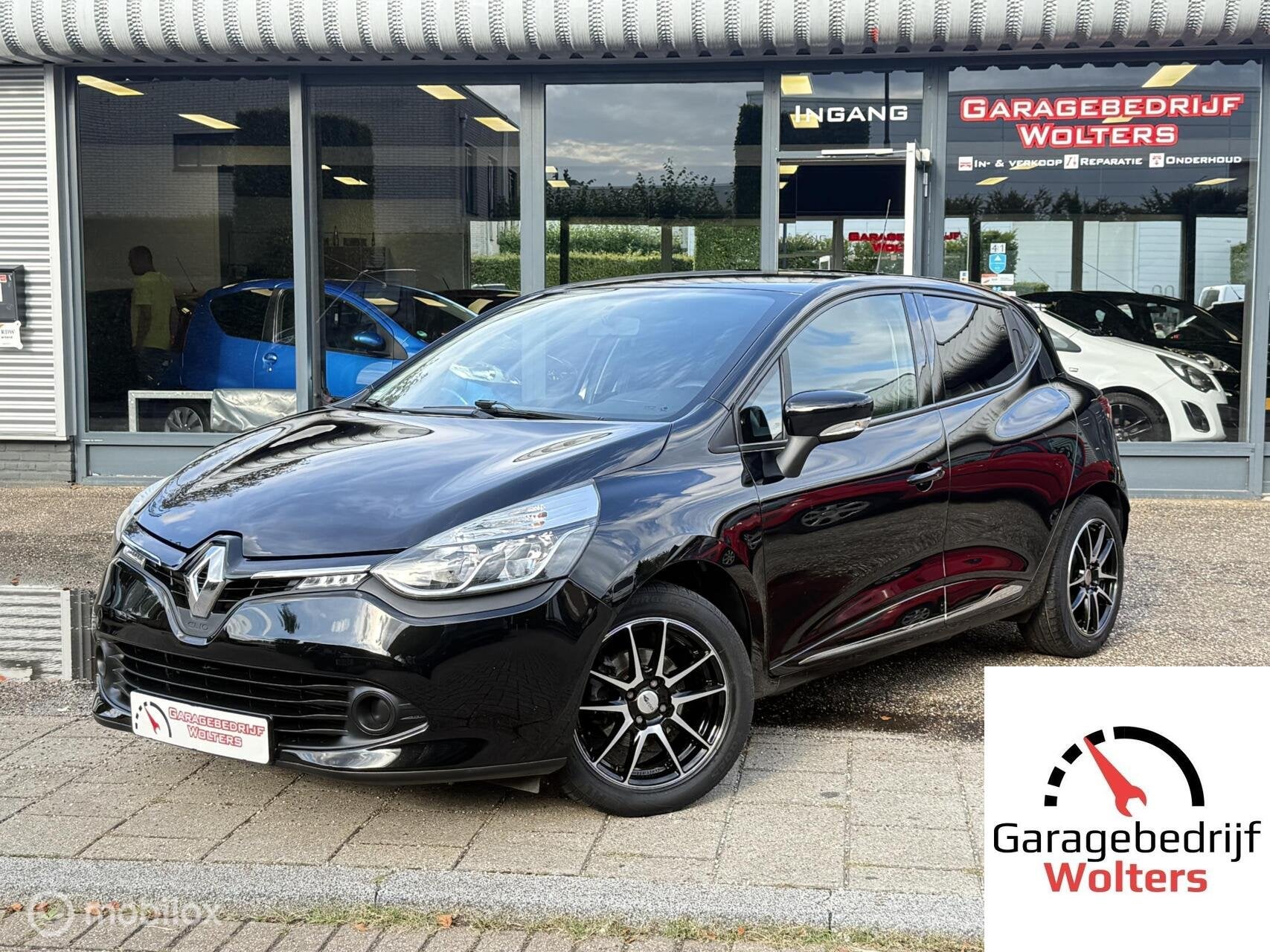 Renault Clio 0.9 TCe Authentique CRUISE 1STE EIGN. LMV, Voorwielaandrijving, Stof, Gebruikt, Zwart