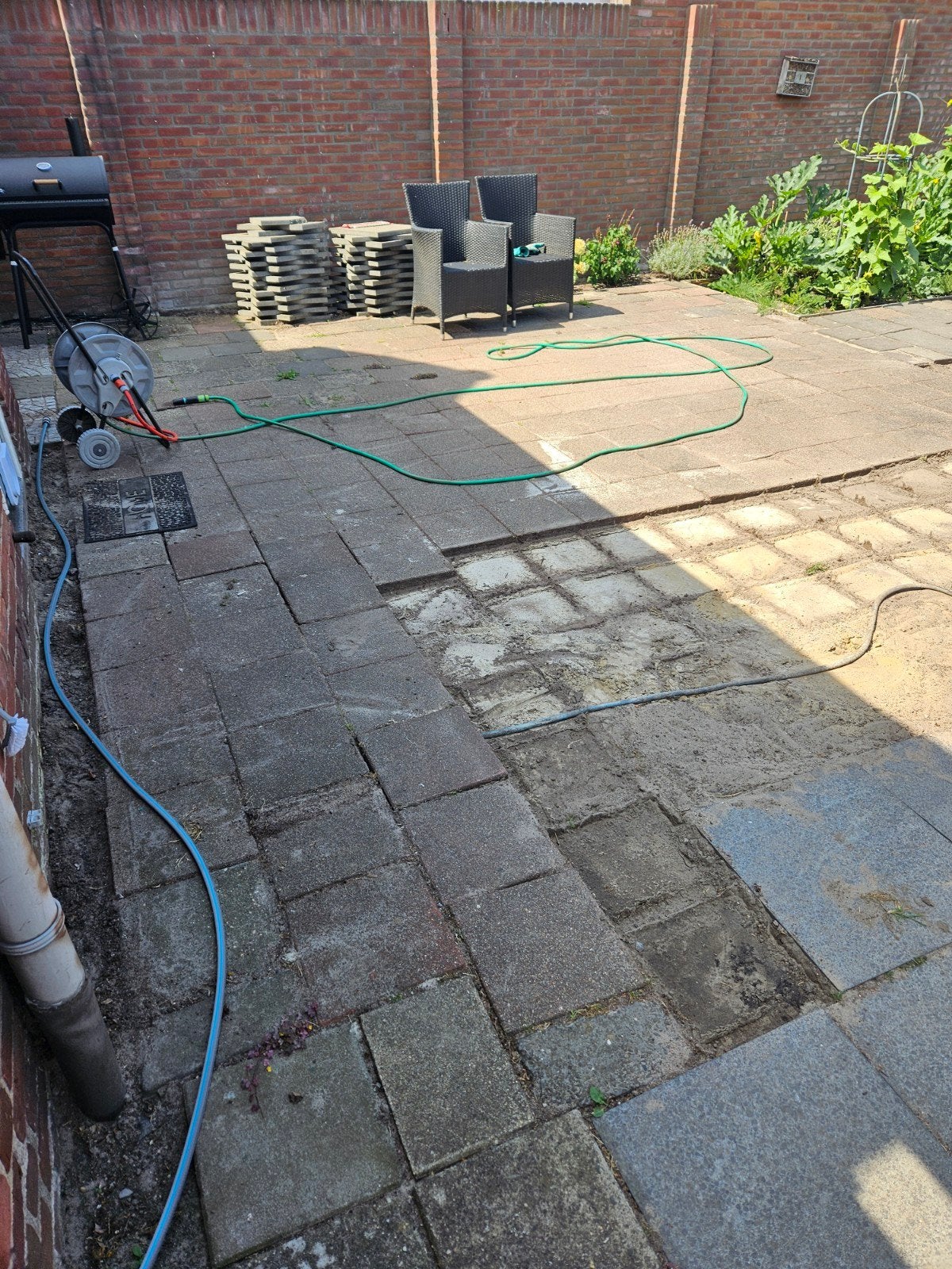 Gebruikte betontegels voor terras of pad, Tuin en Terras, Ophalen, Gebruikt, 10 m² of meer, Beton