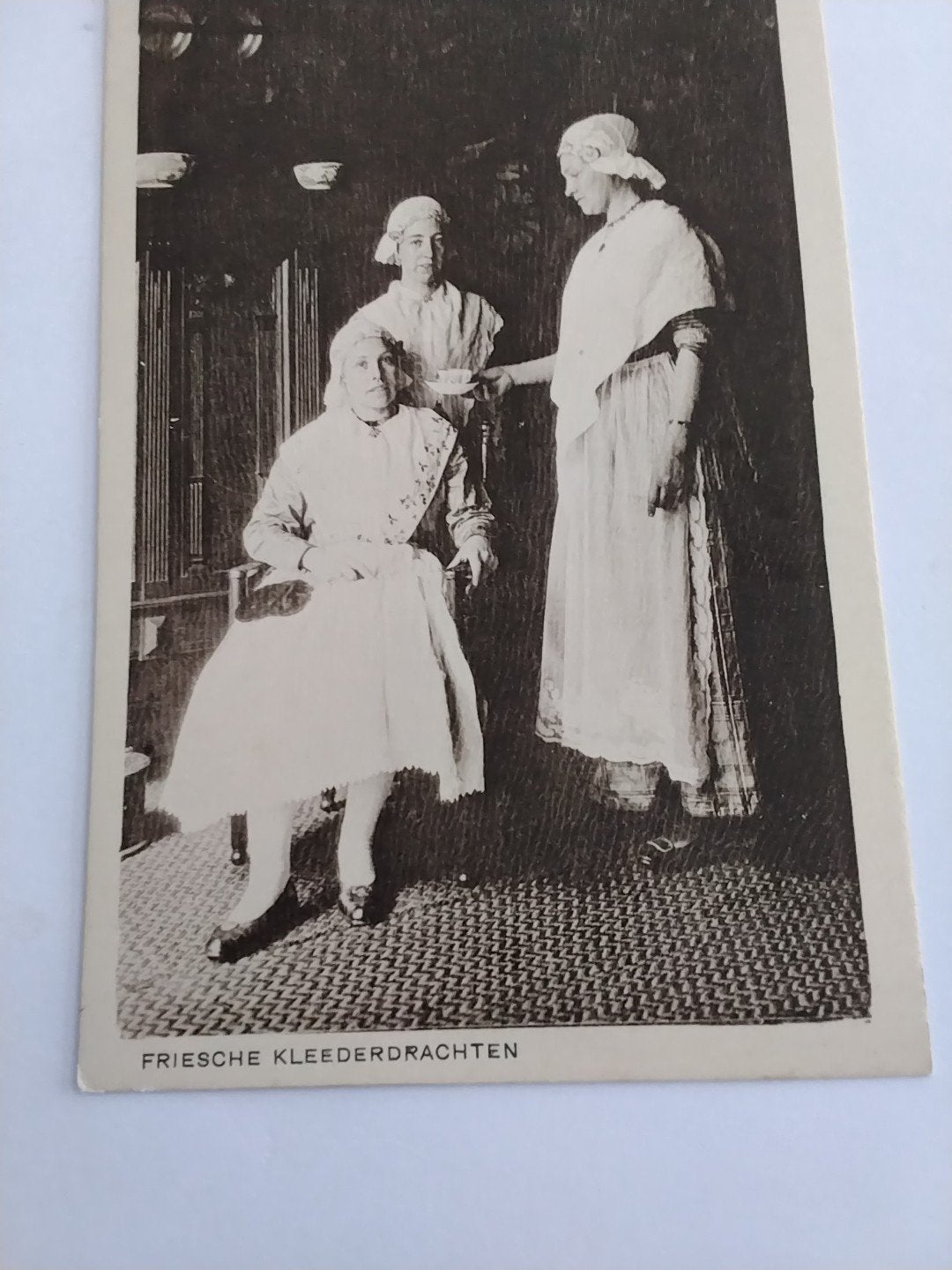 FRIESCHE KLEEDERDRACHT, Ophalen of Verzenden, Voor 1920, Klederdracht