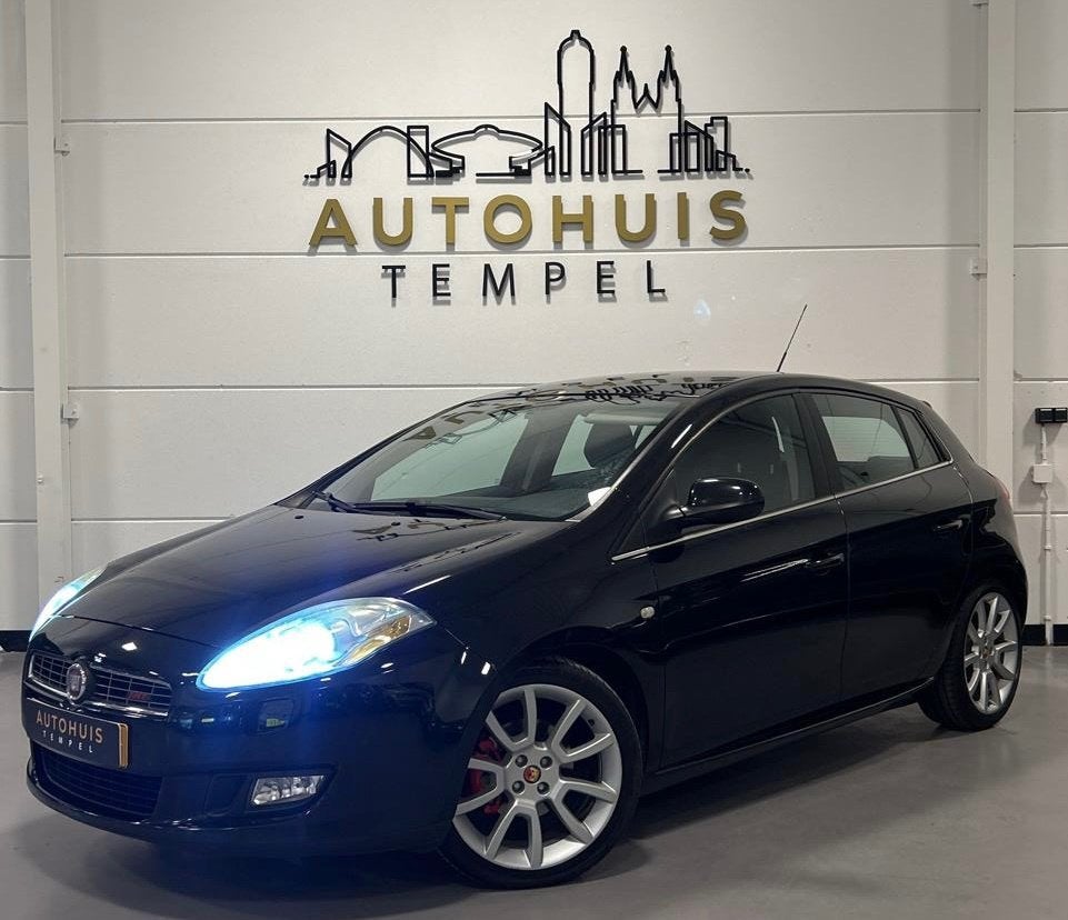 Fiat Bravo 1.4 T-Jet Sport Nap Airco Cruise Climate Leder Bl, Auto's, Voorwielaandrijving, Gebruikt, Zwart, 4 cilinders