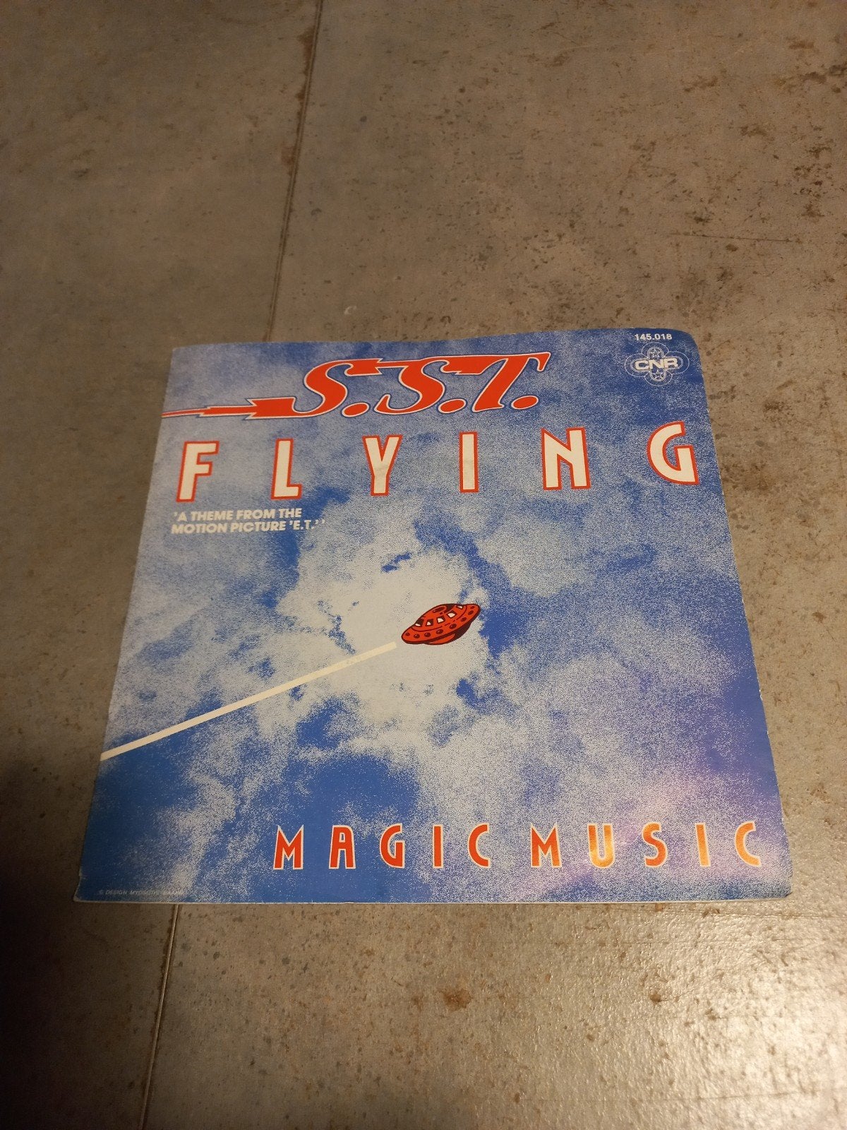 S.S.T. Flying / Magic Music - E.T. Theme Vinyl Single, Cd's en Dvd's, Ophalen of Verzenden, Gebruikt, 7 inch, Filmmuziek en Soundtracks