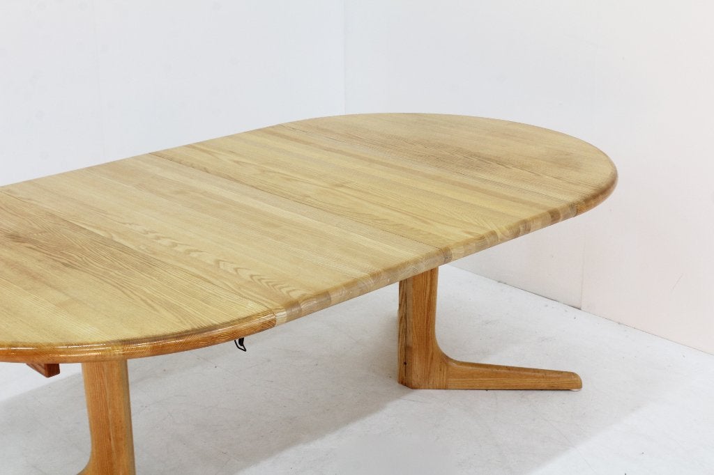 Vintage Deense ronde uitschuifbare eettafel massief hout, Gebruikt, Ophalen of Verzenden, Vijf personen of meer, 100 tot 150 cm