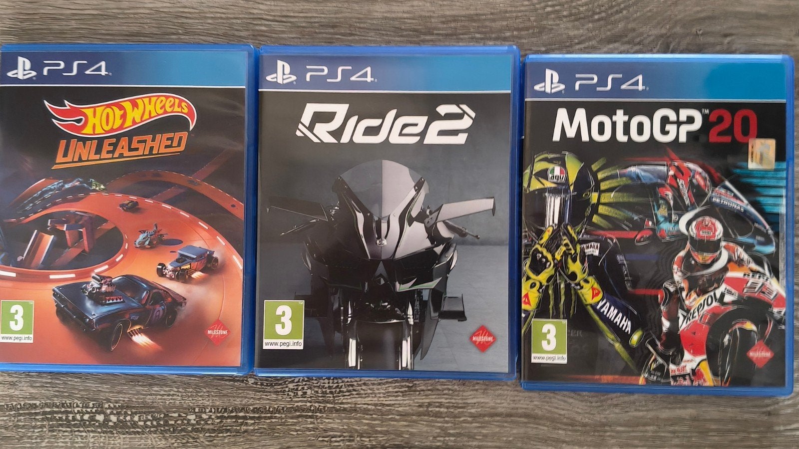 PS4 Race Games: Hot Wheels, Ride 2, MotoGP 20, Gebruikt, 1 speler, Racen en Vliegen, Ophalen of Verzenden