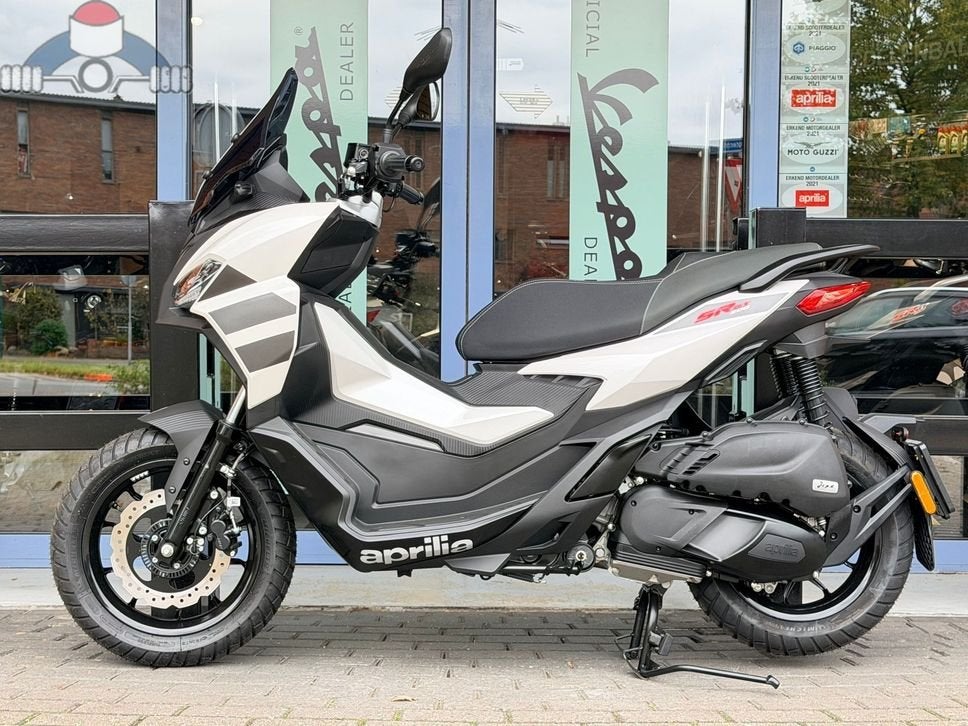 Aprilia SR GT 200 (Wit) Opalescent Light Actie!, Motoren, Scooter, Bedrijf, Onbekend, APRILIA
