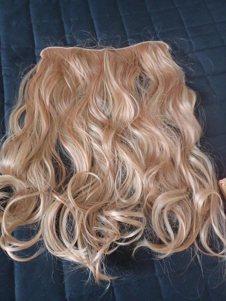 Blonde krullende Extensions Nw, Ophalen of Verzenden, Nieuw, Pruik of Haarverlenging