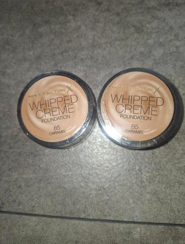 2 nieuwe max factor Foundations (advr 49), Overige kleuren, Gehele gezicht, Nieuw, Ophalen of Verzenden