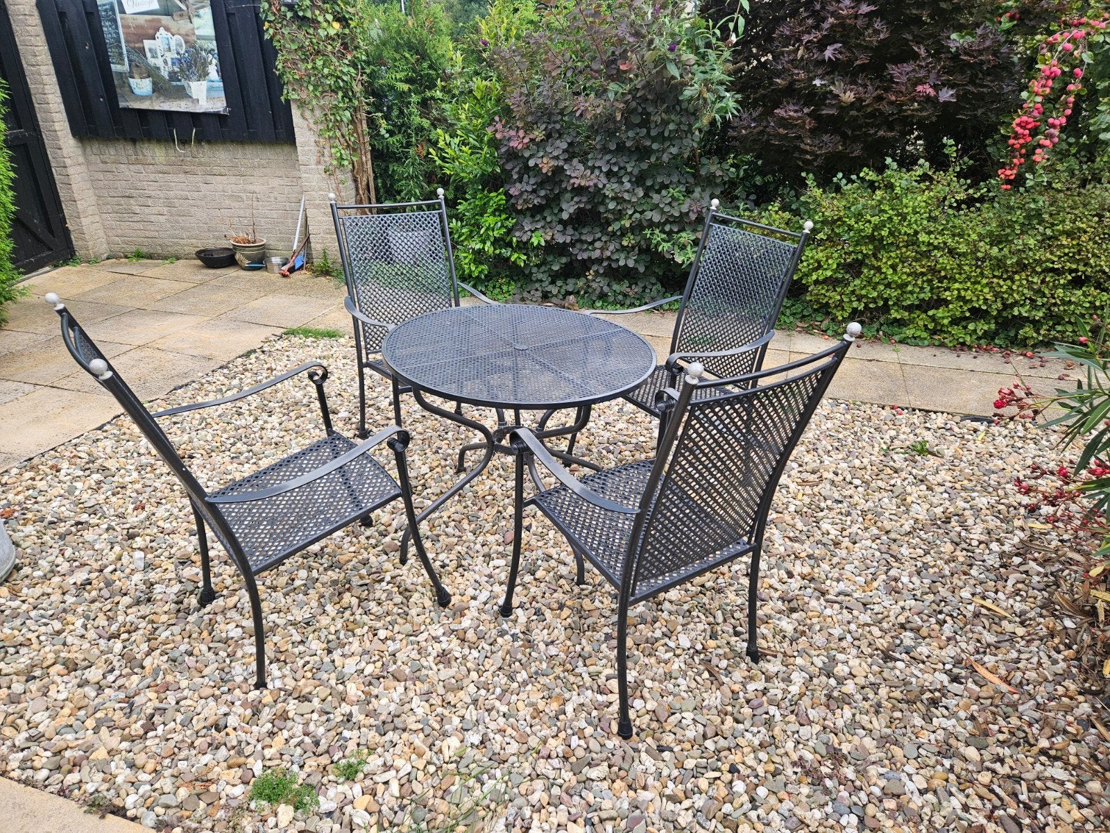 Zwarte metalen tuinset met 4 stoelen en ronde tafel, Ophalen, Gebruikt, Tuinset, Eettafel