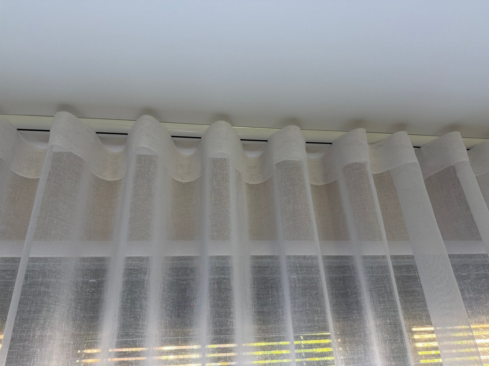 Vitrage wave 2 gelijke delen wit NIEUW, Huis en Inrichting, Vitrage, Overige merken, Loodveter, Wit