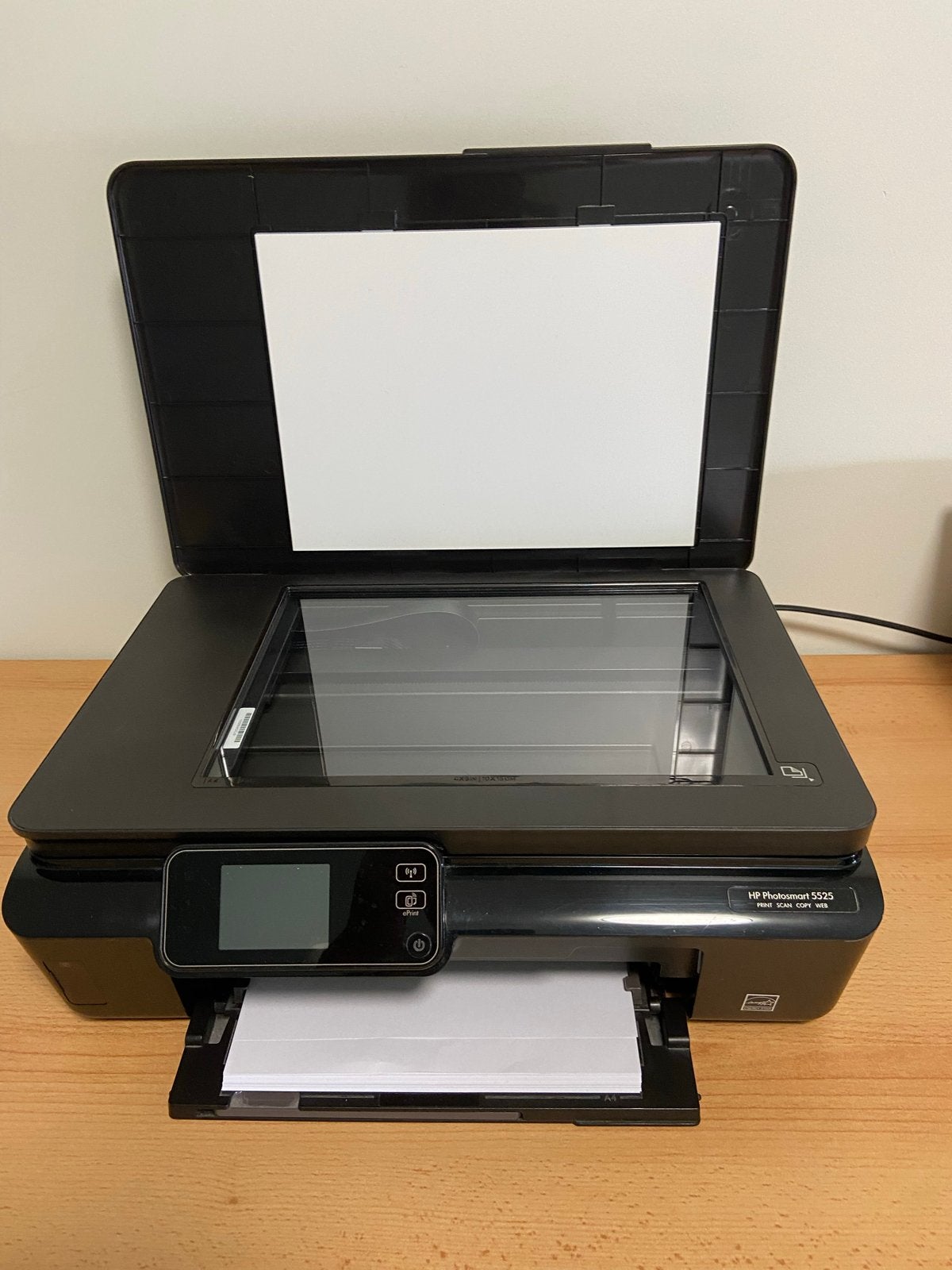 HP PhotoSmart 5525 All-in-One Printer (Print, Scan, Copy), Computers en Software, Printers, Gebruikt, Kopieren, Inkjetprinter