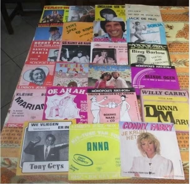 50 prima nederlandstalige Vinyl Singles, Ophalen of Verzenden, Zo goed als nieuw, Nederlandstalig, Single