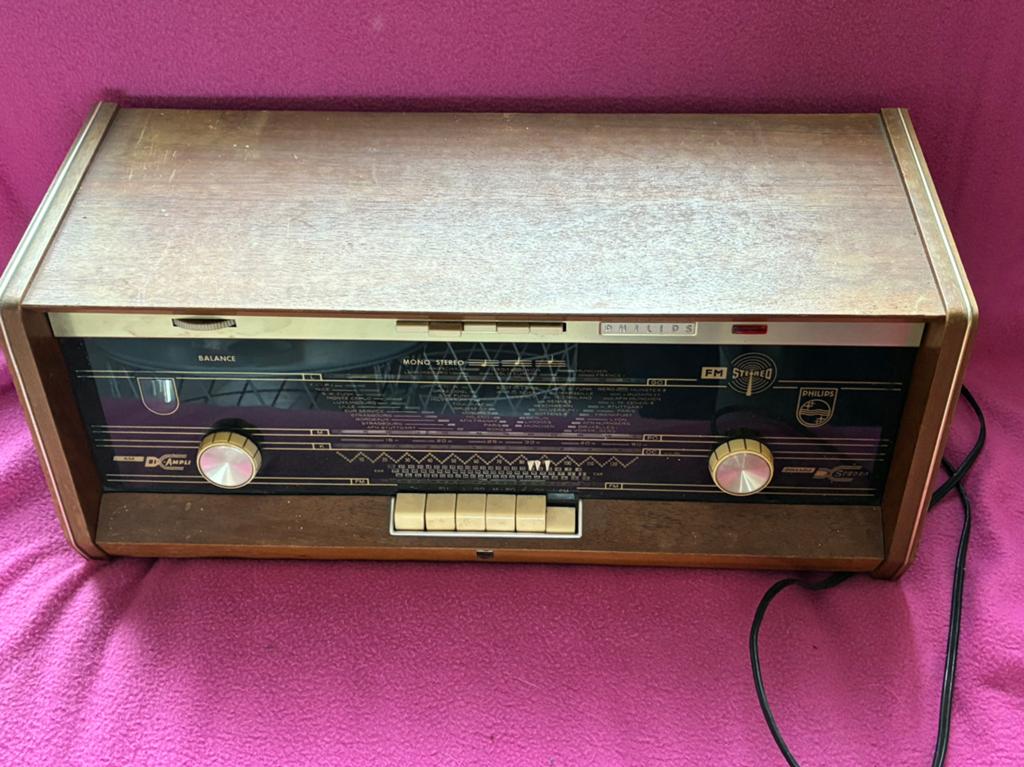 Vintage Philips buizenradio, Antiek en Kunst, Antiek | Tv's en Audio, Ophalen