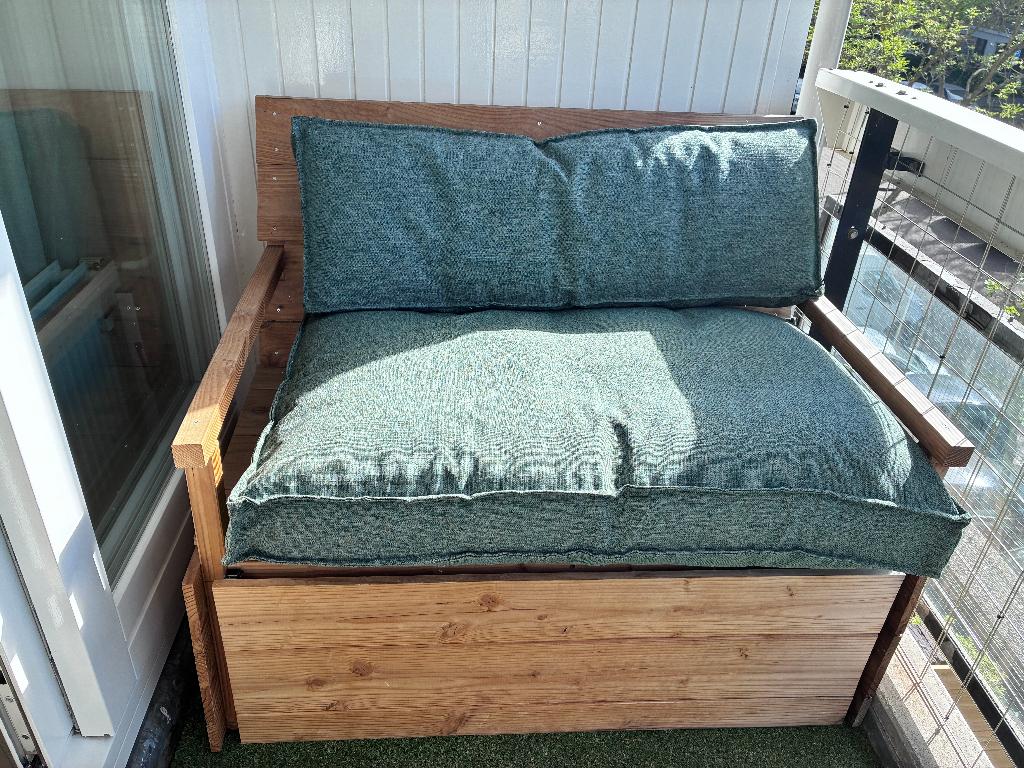 Houten tuinbank met opbergruimte en kussens, Ophalen, Zo goed als nieuw, Hout