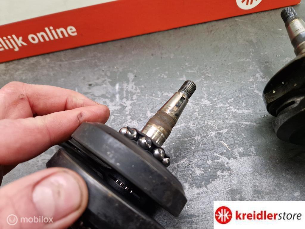 Kreidler Krukas voor 4 en 5 bak blokken gebruikt 2 stuks, Fietsen en Brommers, Brommeronderdelen | Kreidler, Gebruikt, Kreidler
