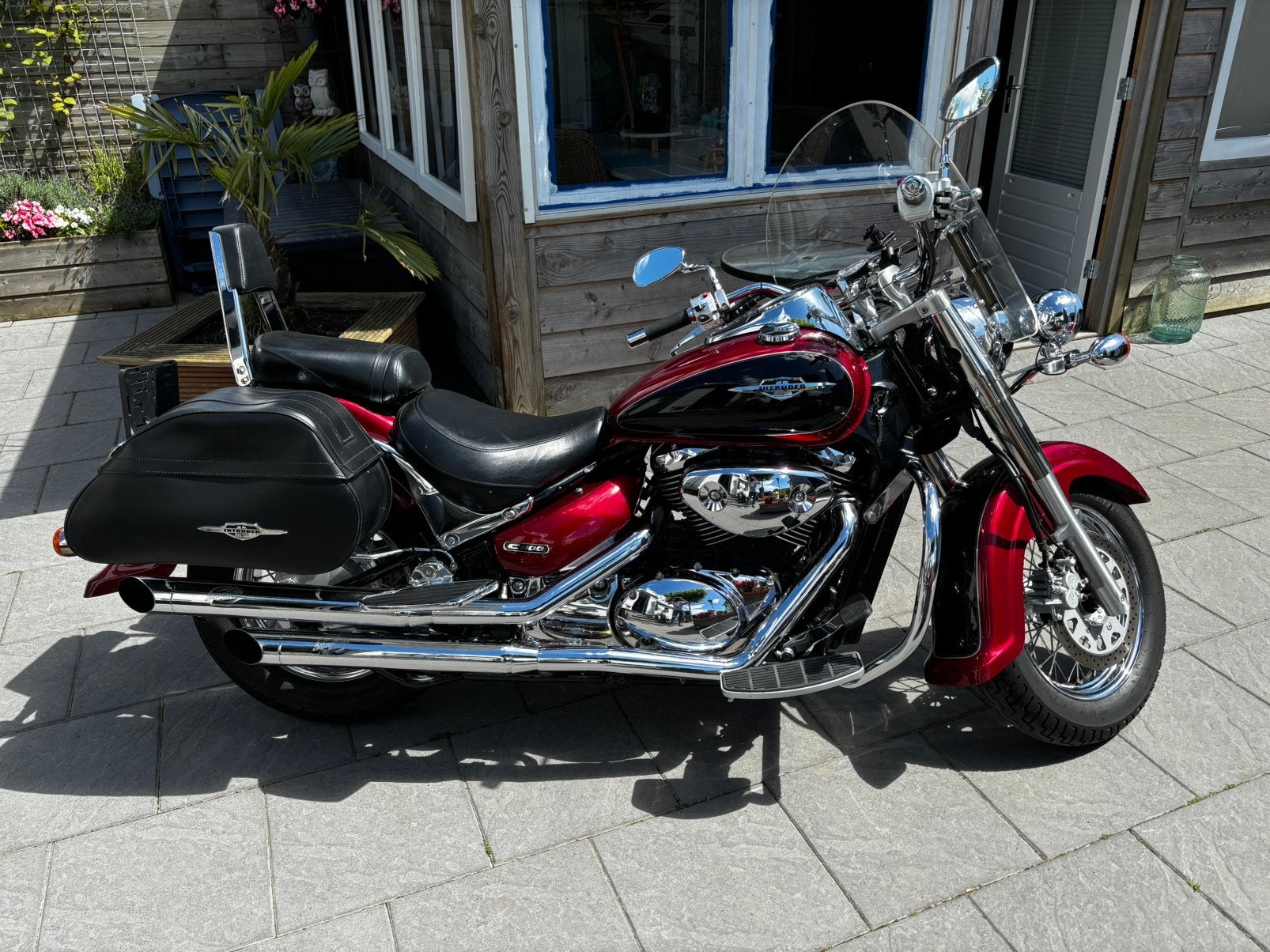 Suzuki intruder vl 800 (classic), Motoren, Motoren | Suzuki, Cardan-aandrijving, 2 cilinders, 805 cc, Chopper