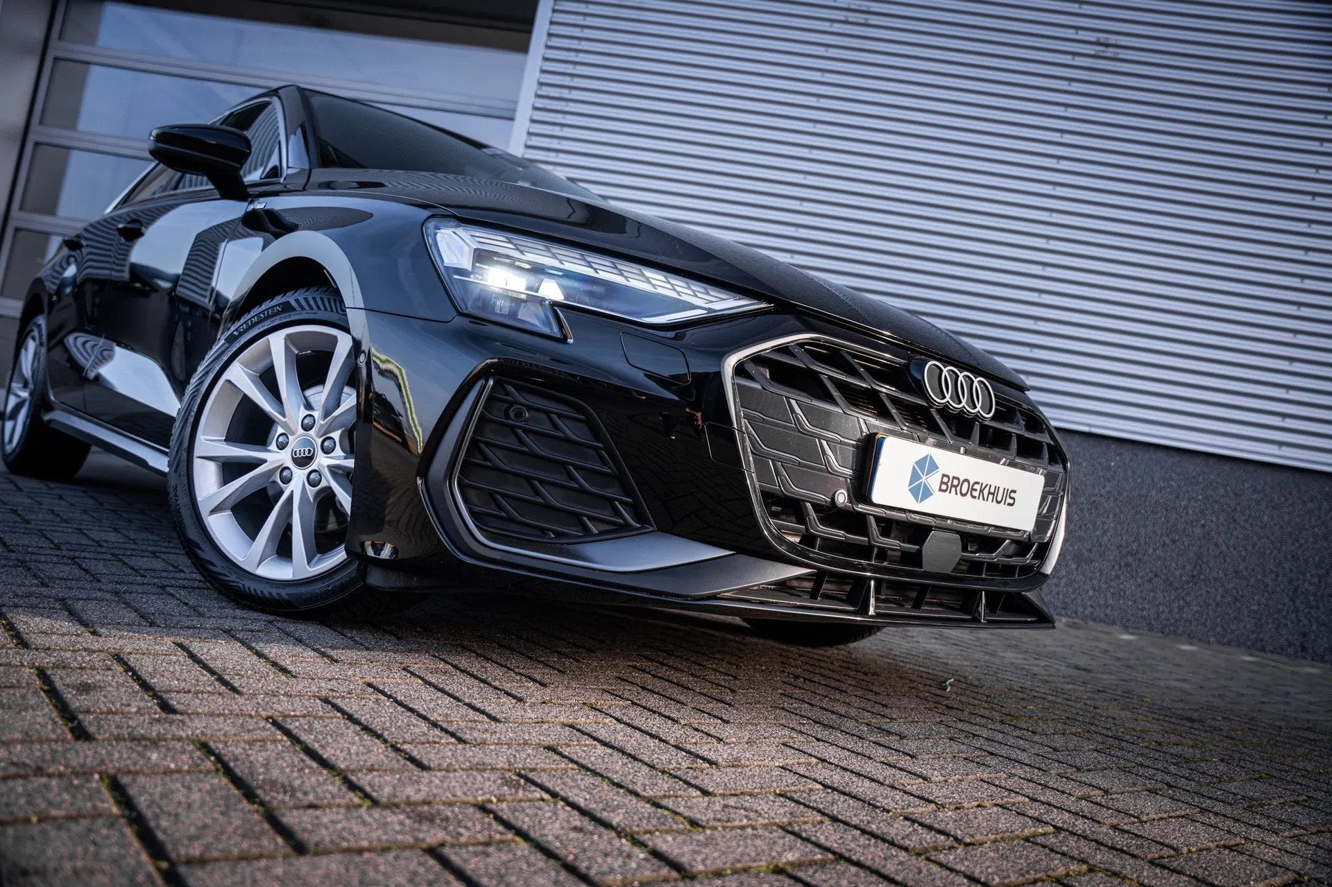 Audi A3 Limousine 30 TFSI S edition (bj 2025, automaat), Automatische klimaatregeling, 4 cilinders, 1290 kg, 116 pk