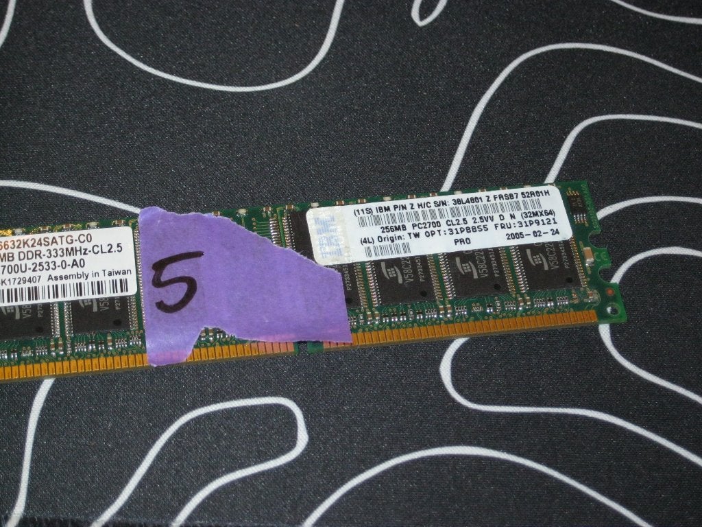 ProMos 256mb DDR 333MHz CL2.5 PC2700U-2533-0-A0 IBM, Computers en Software, RAM geheugen, Ophalen of Verzenden, DDR, Desktop