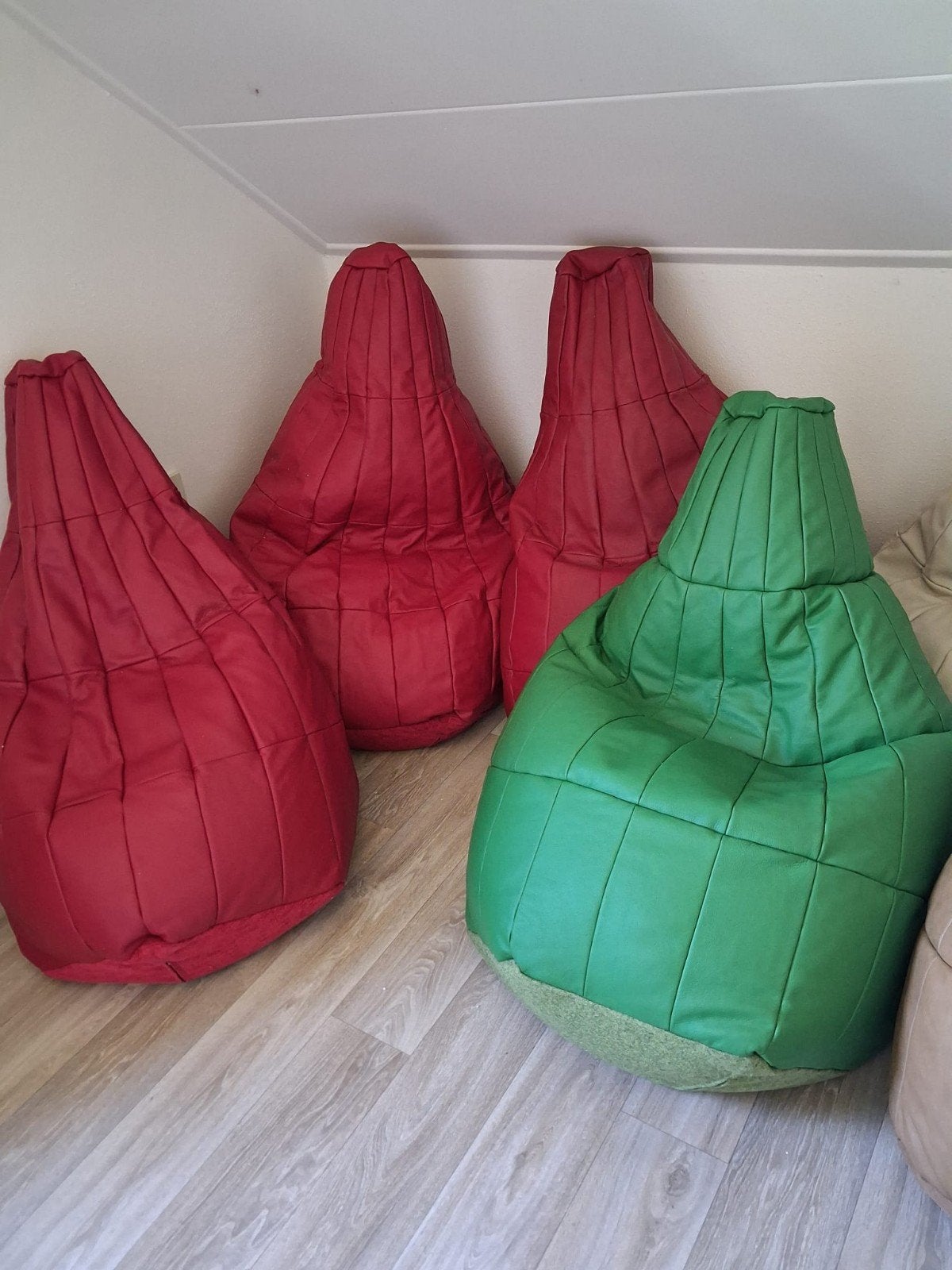 Comfortabele zitzakken in diverse kleuren, Ophalen