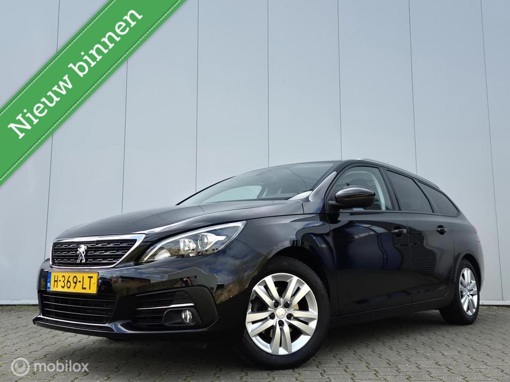 PEUGEOT 308 SW 1.2 PURETECH EXECUTIVE/PANO/LED/TREKHAAK/CARP, Voorwielaandrijving, Gebruikt, Euro 6, 1199 cc