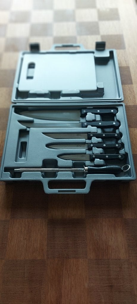 Compleet keukenmessenset in koffer met extra houten snijblok, Overige typen, Nieuw, Ophalen of Verzenden, Metaal