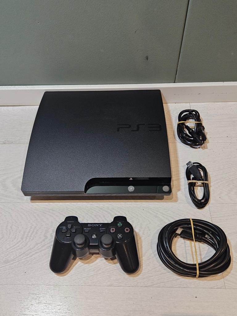 Sony PlayStation 3 Slim - 250GB, Spelcomputers en Games, Ophalen of Verzenden, Zo goed als nieuw, Met 1 controller, Slim