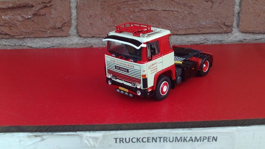WSI  Scania  1  4 x 2  van  Gebr.  Oldenburger., Ophalen of Verzenden, Nieuw, Bus of Vrachtwagen, Wsi
