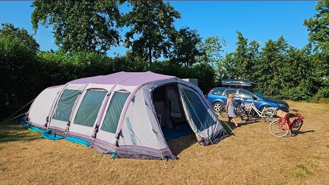 €50 Outwell Corvette 7AC opblaasbare familietent, Ophalen of Verzenden, Gebruikt, Meer dan 6