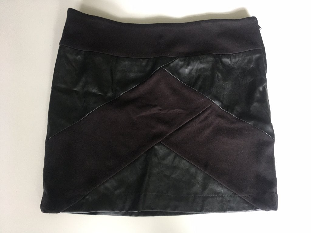 Rok dept met stukken leer-look maat m, Maat 38/40 (M), Zwart, Ophalen of Verzenden, Gedragen