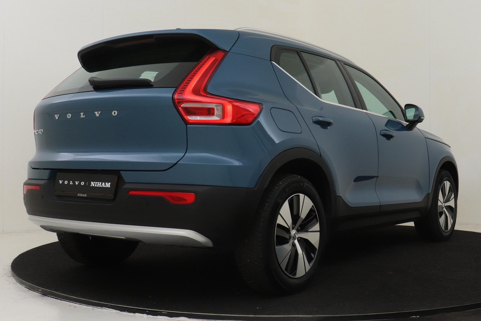Volvo XC40 T4 PLUG-IN HYBRID PLUS BRIGHT -HARMAN/KARDON|POWE, 12 maanden, Euro 6, 1712 kg, Blauw