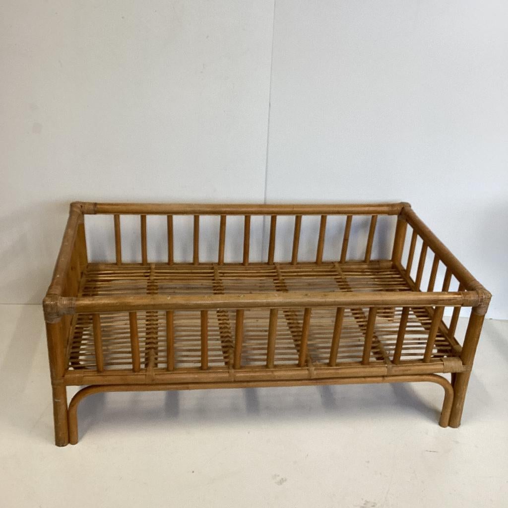 rotan kinderbed, Kinderen en Baby's, Kinderkamer | Bedden, Ophalen, Gebruikt, X, Minder dan 140 cm