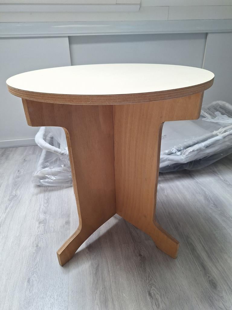 Houten bijzettafel, Ophalen, Rond, Minder dan 55 cm