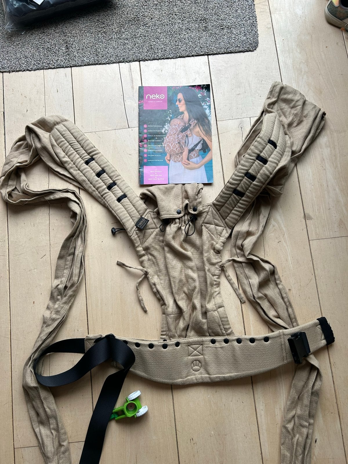Neko Half Buckle Baby Draagzak Shimmer - Zo goed als nieuw, Kinderen en Baby's, Babydragers en Draagdoeken, Ophalen of Verzenden