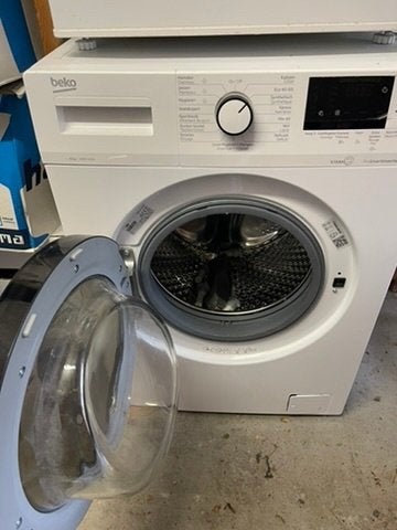 Beko wasmachine 8 kg – 1400 toeren – netjes, Ophalen, Gebruikt, Voorlader, 85 tot 90 cm