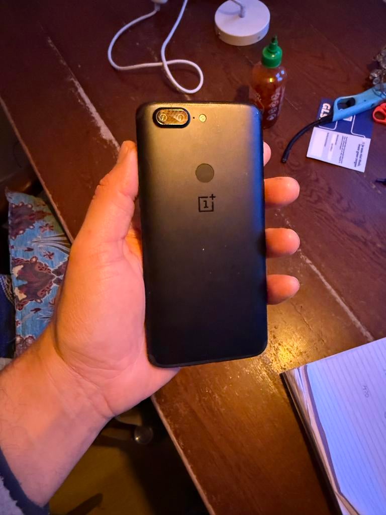 OnePlus 5T - 128 GB - Goede staat, zonder accessoires, Ophalen, Gebruikt, Zonder abonnement, Zonder simlock