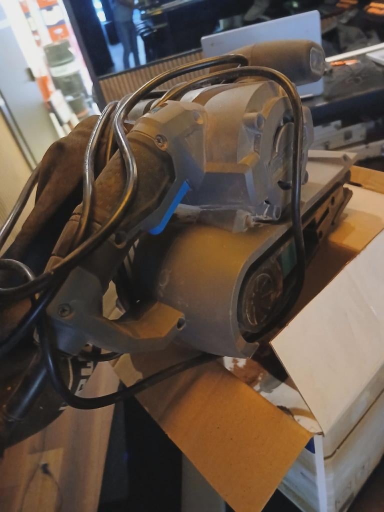 Bandschuurmachine - Zo goed als nieuw, Ophalen of Verzenden, Zo goed als nieuw, 600 tot 1200 watt, Bandschuurmachine