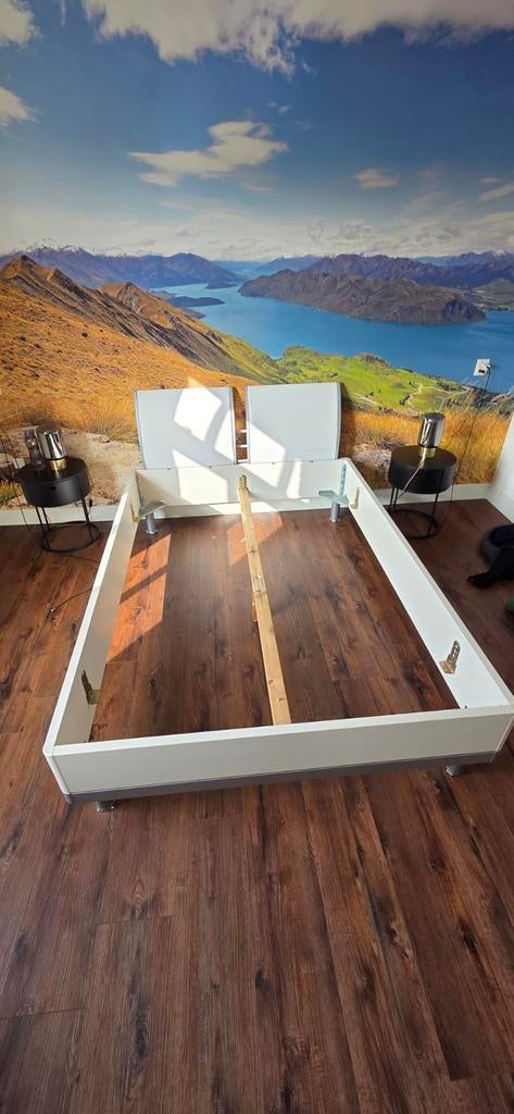 IKEA bedframe 140x200 cm - gratis ophalen Zevenbergen, Ophalen, Gebruikt, Tweepersoons, 140 cm