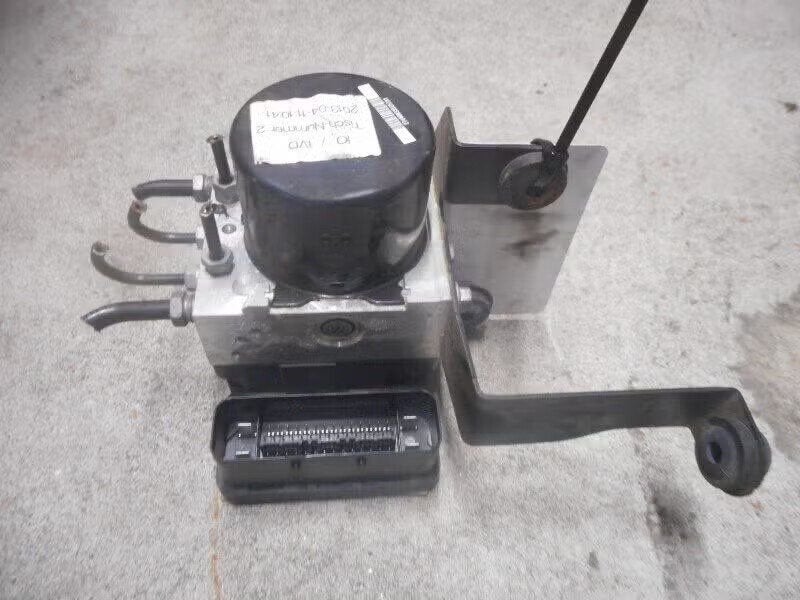 ABS POMP Ford Focus 3 (01-2010/01-2020) (bv61-2c405al), Gebruikt, Ophalen of Verzenden, Ford, Sodener Straße 9 65824 Schwalbach, DE
