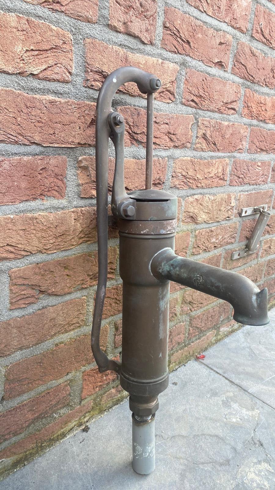 Antieke Waterpomp !, Tuin en Terras, Ophalen of Verzenden, Gebruikt, Handmatig, Overige typen