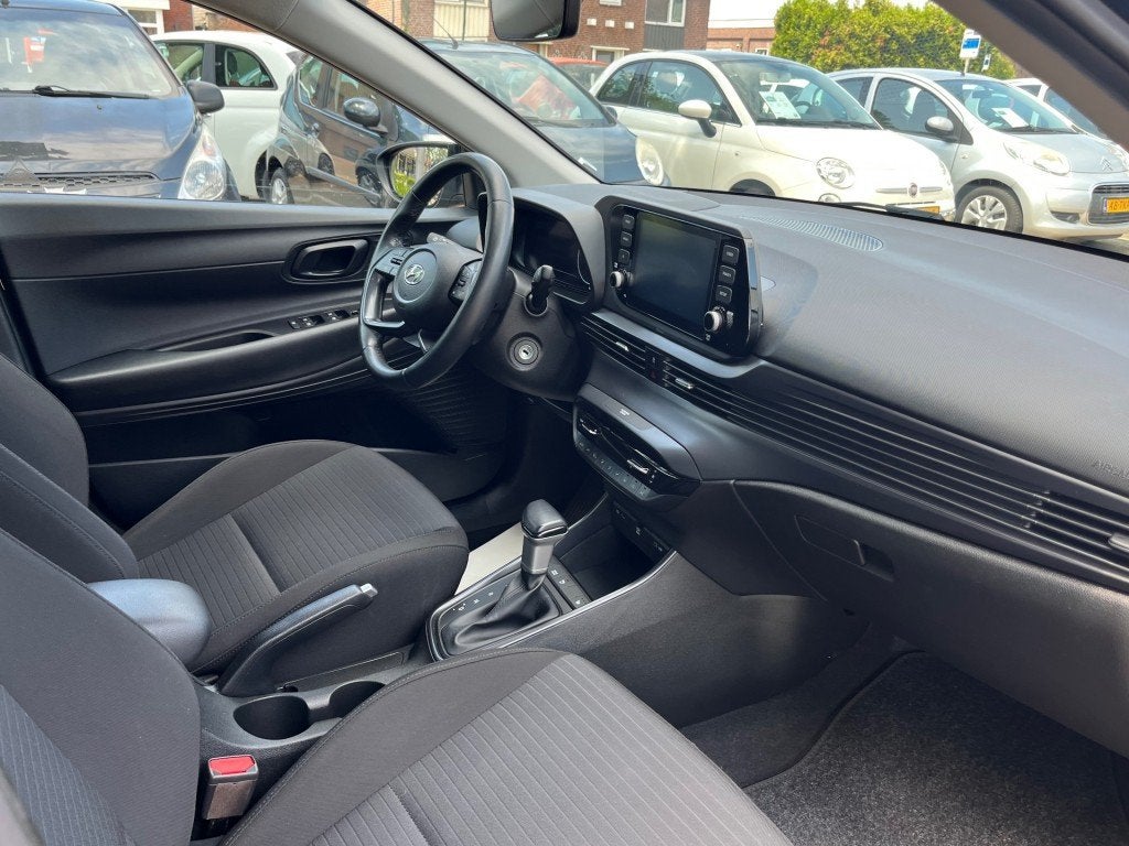 Hyundai I20 1.0 T-GDI AUTOMAAT 101PK / CARPLAY / CAMERA / ST, Gebruikt, Euro 6, Bedrijf, 3 cilinders