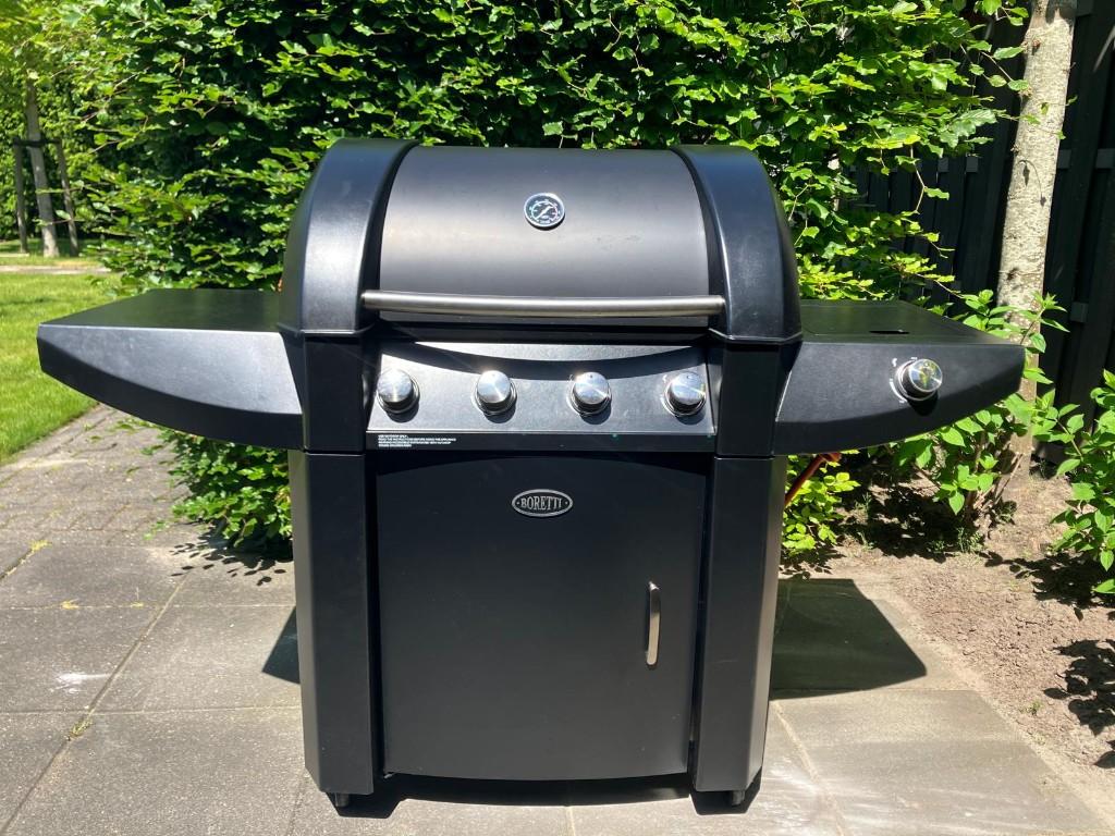 Boretti Robusto - B4G003 | gas barbeque met hoes | gebruikt, Ophalen, Gebruikt, WEBER-BORETTI-GRILL'D-DIVERSE MERKEN