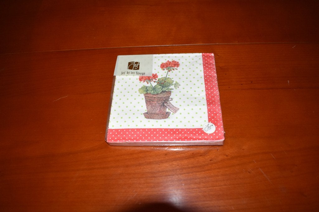 Servetten Geranium servies, Overige materialen, Overige typen, Nieuw, Ophalen of Verzenden