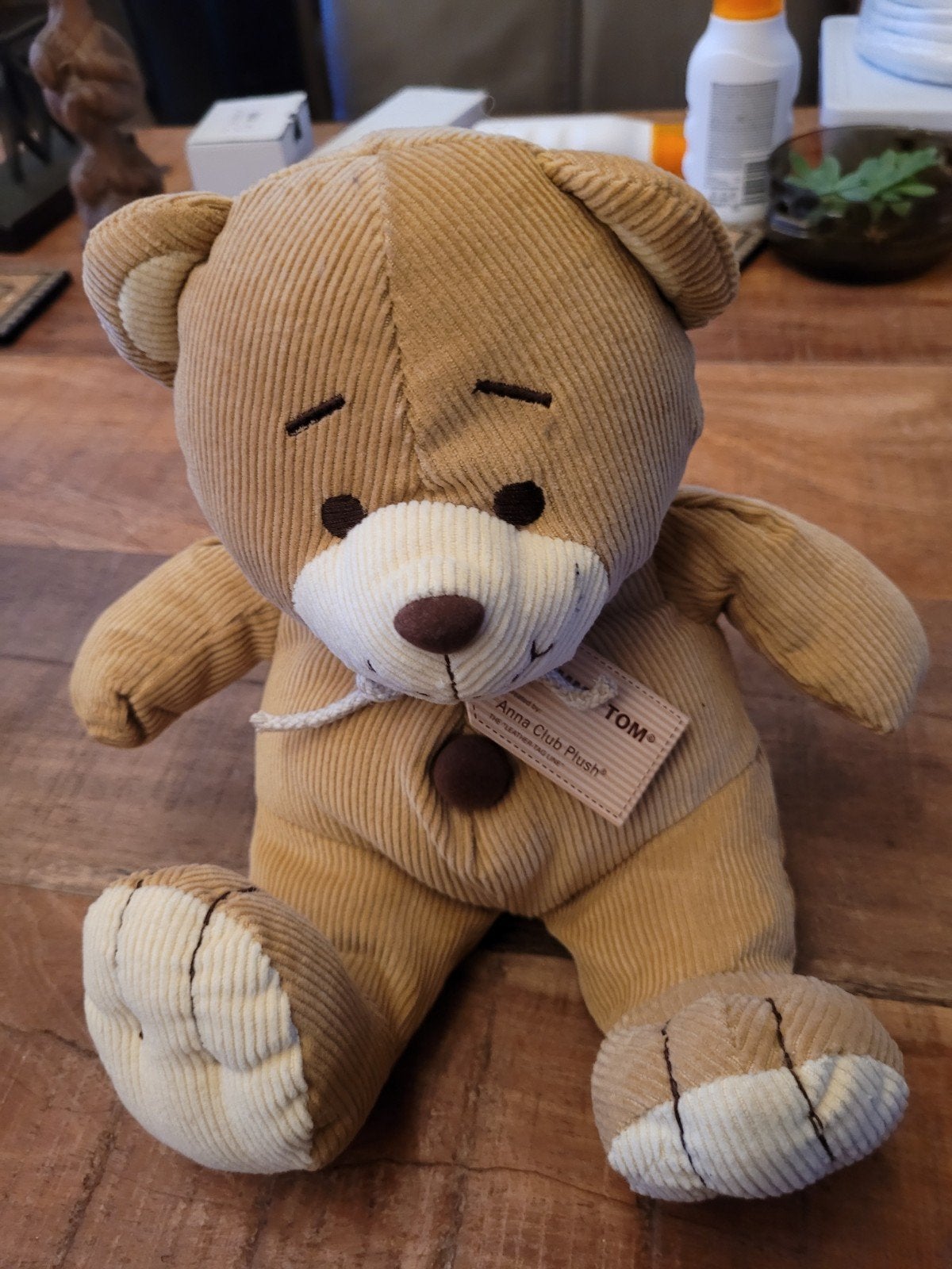 Tummy Tom Corduroy Beer van Anna Club Plush, Overige karakters, Beer, Ophalen of Verzenden, Middelgroot (20 tot 80 cm)