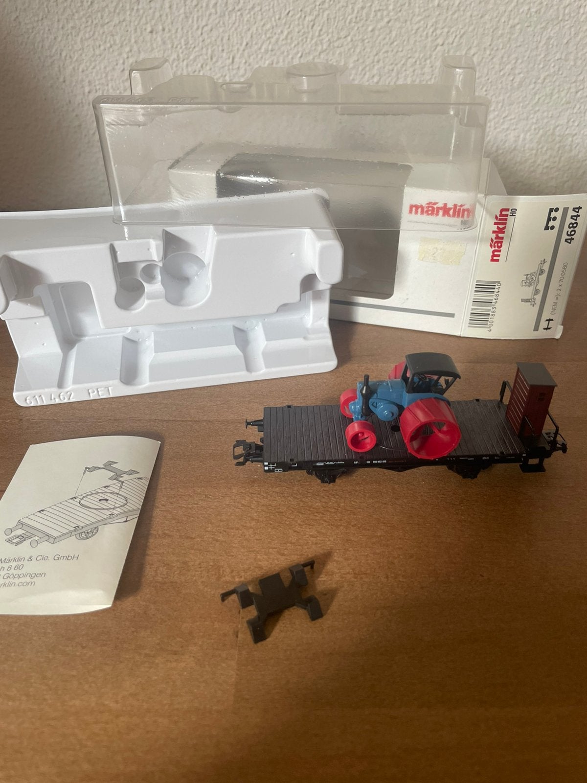 Marklin platte wagen met tractor 46844, Hobby en Vrije tijd, Modeltreinen | H0, Wisselstroom, Wagon, Ophalen of Verzenden, Zo goed als nieuw