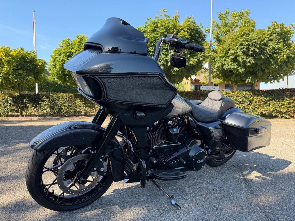 Harley-davidson road glide 5HD roadglide fltrxs special, Motoren, Bedrijf, Overig, Customerservice@harley-davidson.com, 3700 W. Juneau Avenue, Milwaukee, WI 53208, USA