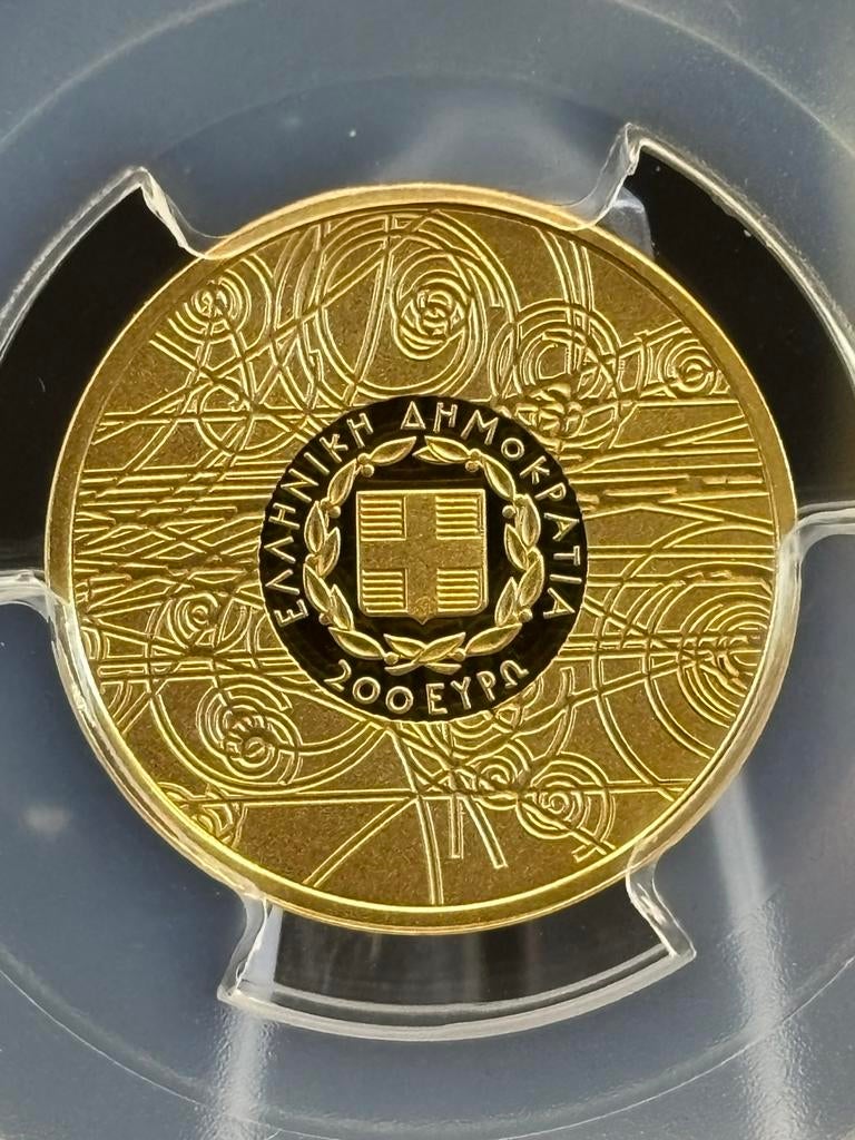 Gouden €200 Demokritos Griekenland PCGS PR70DCAM, Griekenland, Losse munt, Goud, Overige waardes