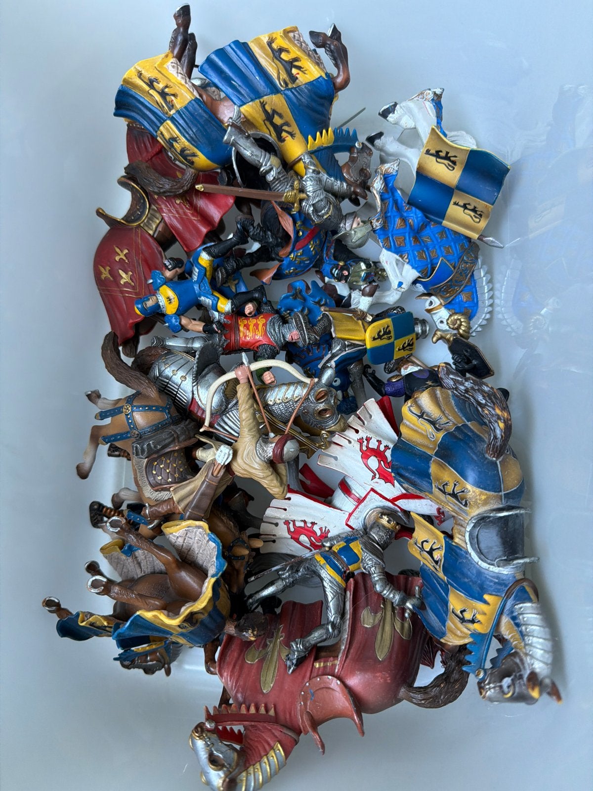 Grote collectie Schleich ridders en paarden, Ophalen of Verzenden, Gebruikt