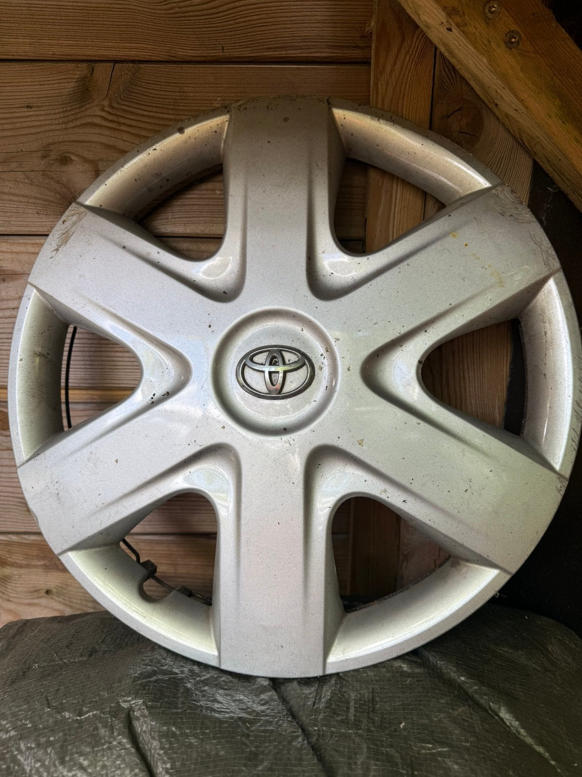 4x Toyota wieldoppen 14 inch, Auto diversen, Wieldoppen, Ophalen of Verzenden, Zo goed als nieuw