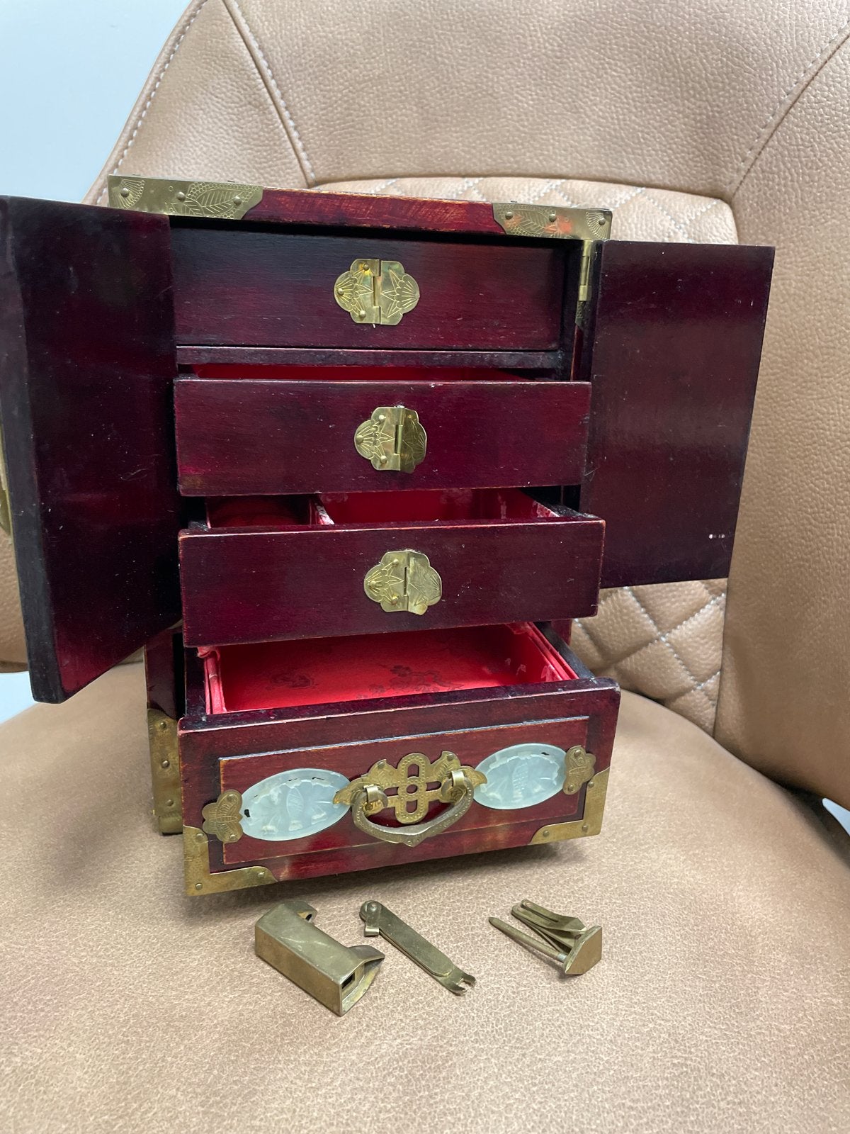 Vintage Chinese Juwelendoos met Jade Inleg en Messing, Ophalen of Verzenden