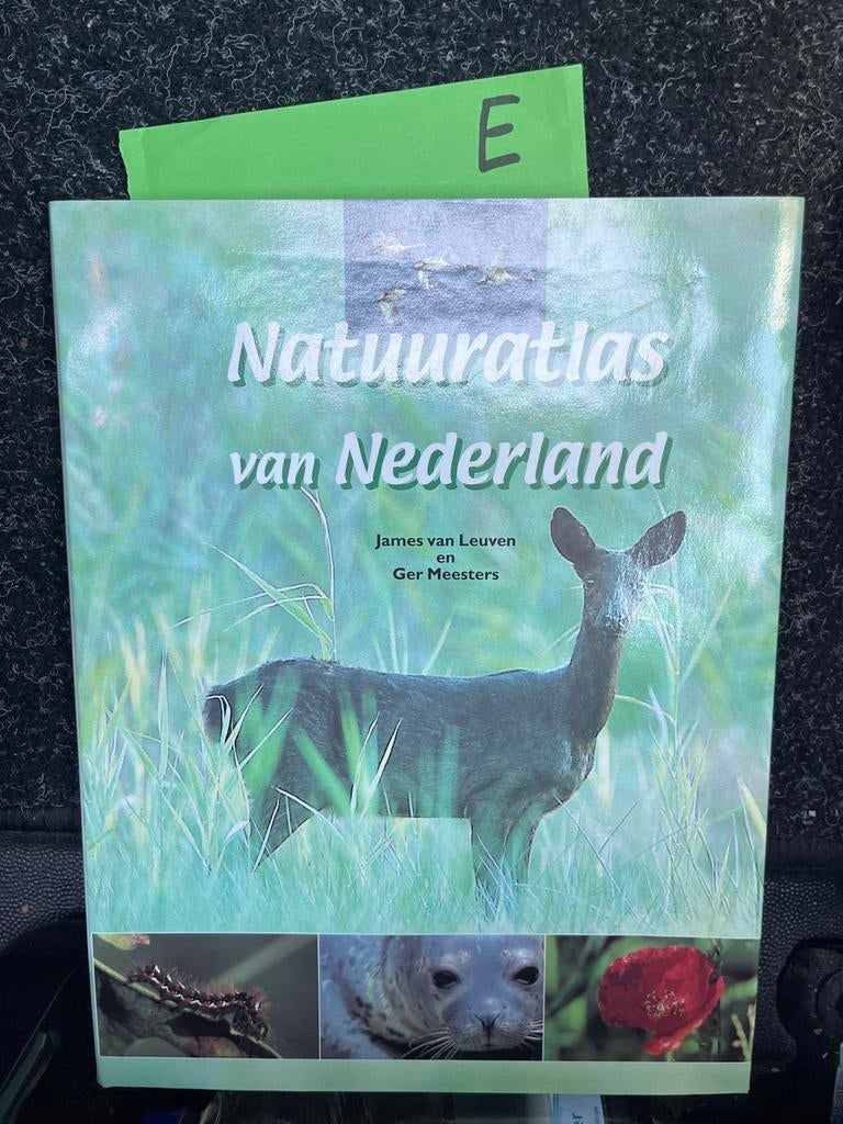 Natuuratlas van Nederland - James van Leuven & Ger Meesters, Boeken, Overige atlassen, 2000 tot heden, Ophalen of Verzenden, Zo goed als nieuw